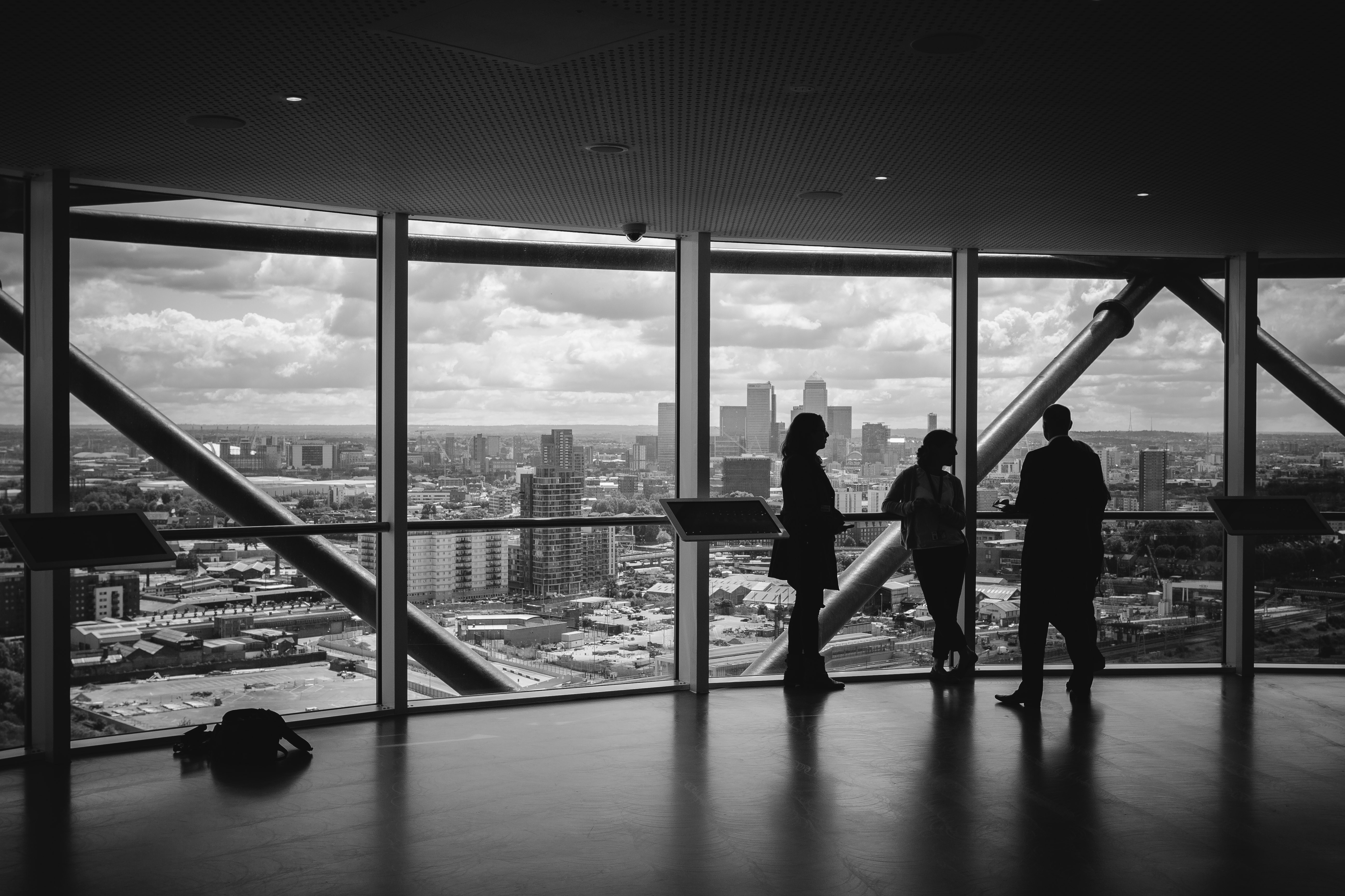 How to Overcome Cross-Border Recruitment Challenges in Africa