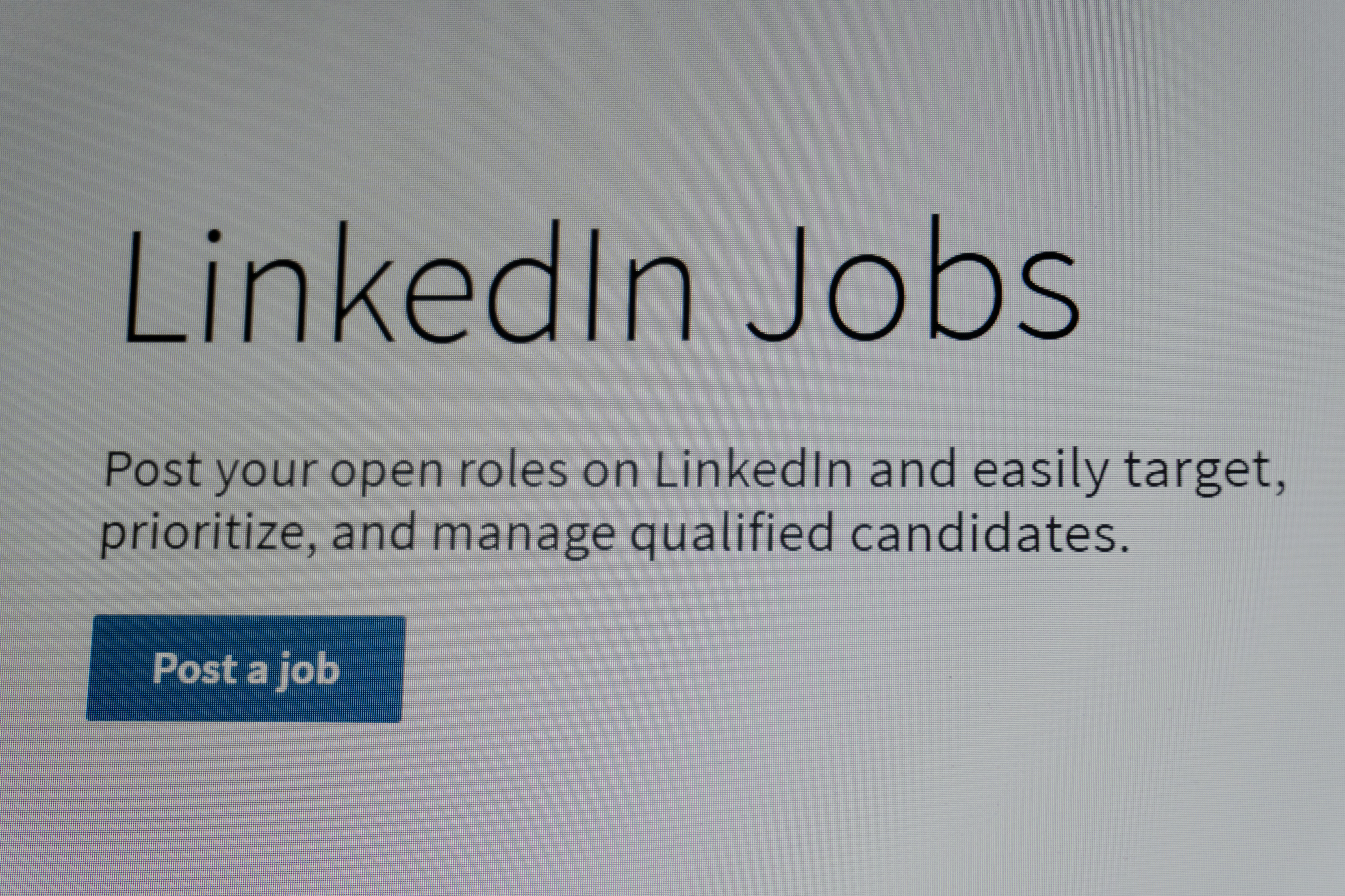 Sourcing Candidates in Africa: Beyond LinkedIn